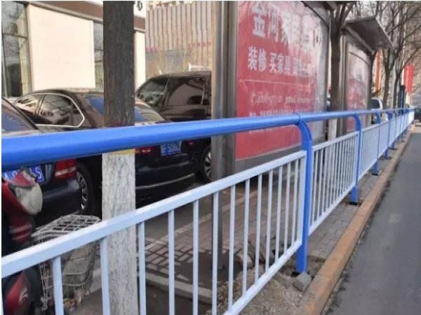 道路護(hù)欄 道路護(hù)欄