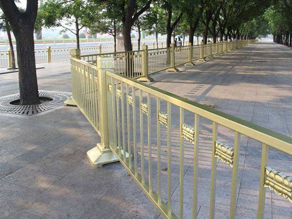 黃金護(hù)欄 黃金護(hù)欄
